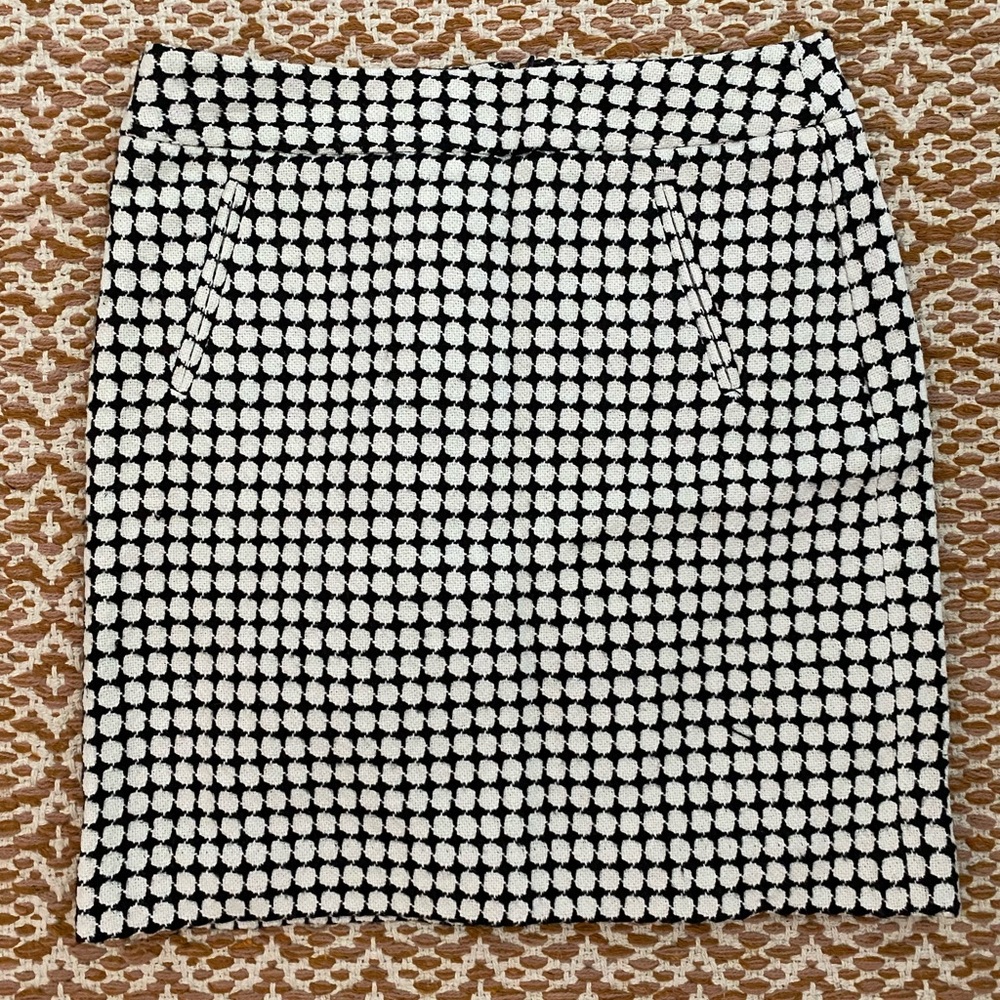 NWOT POLKA DOT SKIRT